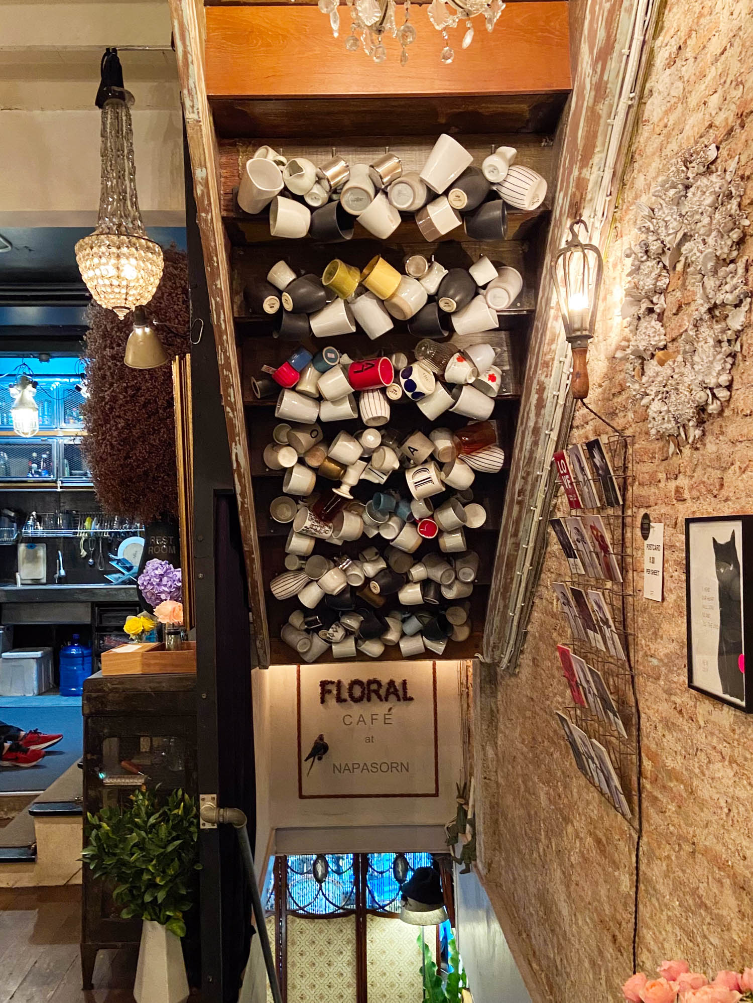 74 Bangkok Cafes Floral Cafe at Napasorn 02