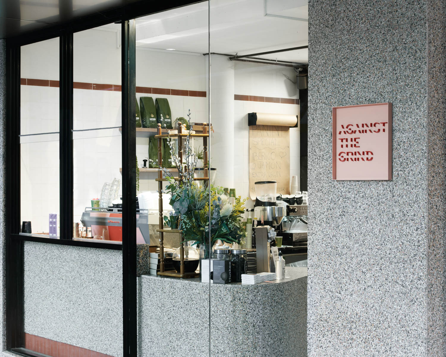 77 Neutral Bay Cafe Against the Grind 04