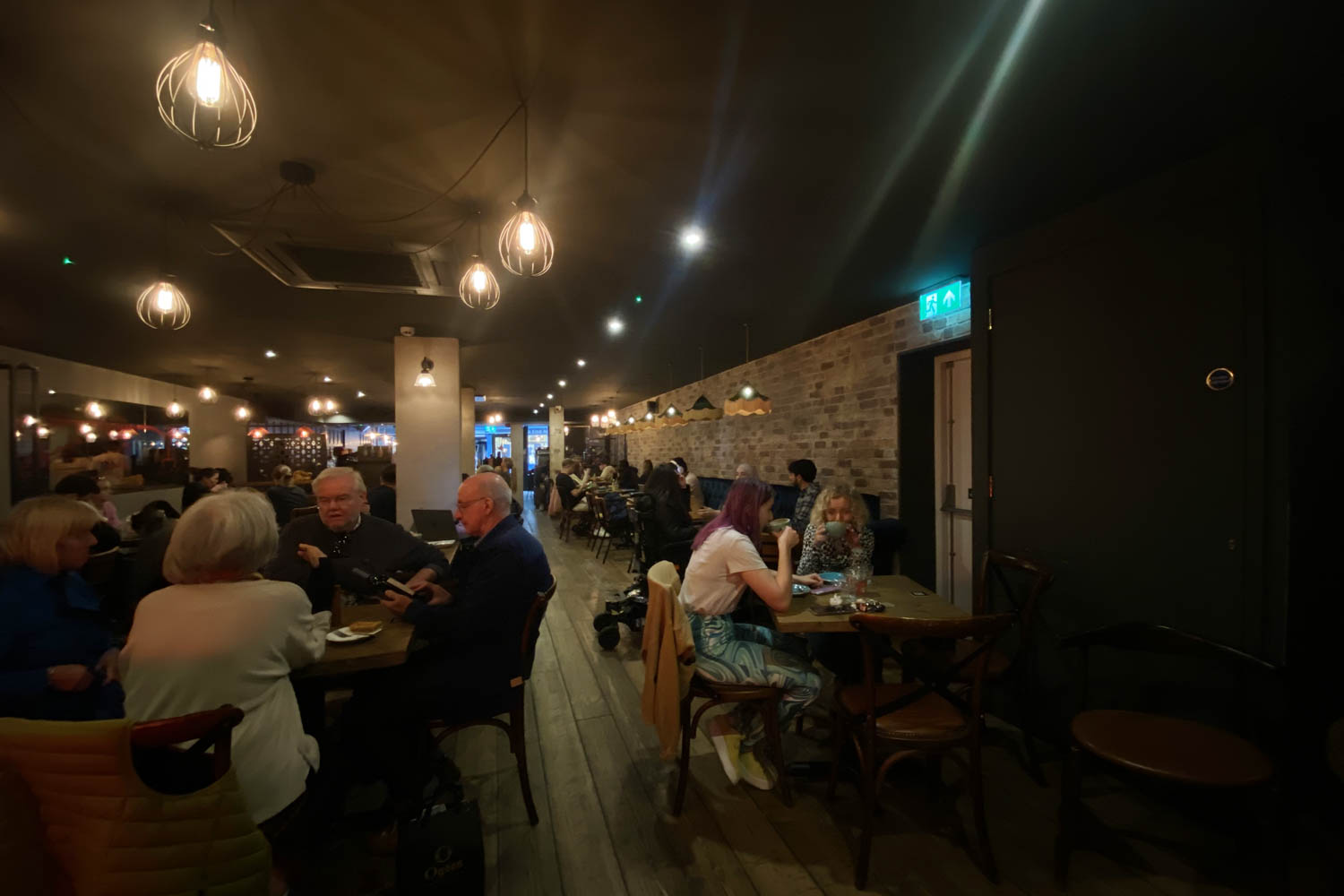 84 Coffee Shops York 200 degrees coffee shop 03