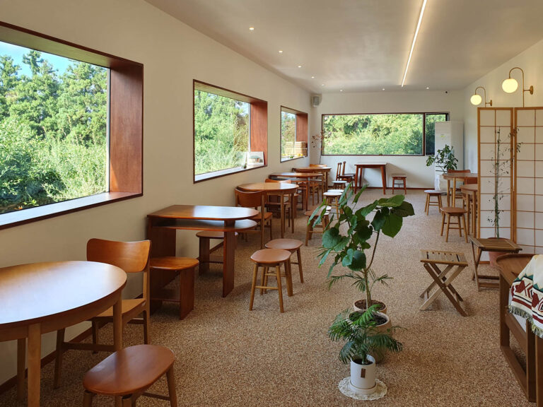 92 Jeju Island Orchid Cafe The Container 04 768x576