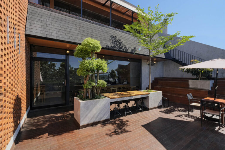 96 Maros Cafe Hifi Coffee Eatery INS Studio 02 768x512