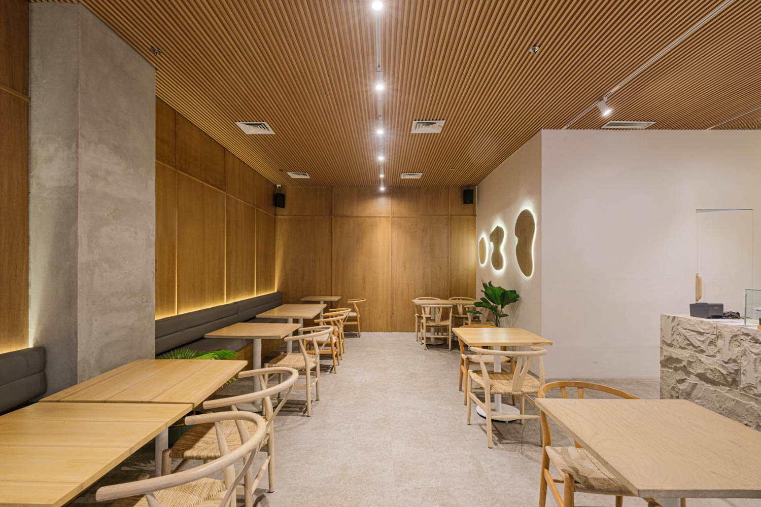 97 Urban Cafe Backhaus INS Studio 04