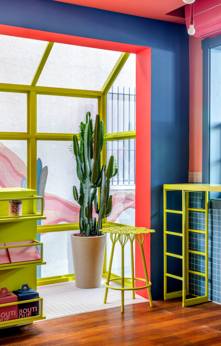 99 Curitiba Brasil cafe Boutique Do PAO DE LO Pastry Shop and Coffee MOCA Architecture 03 768x1202