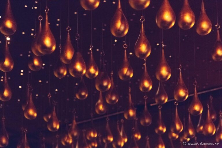 Enigma Rain Kinetc Sculpture 768x512