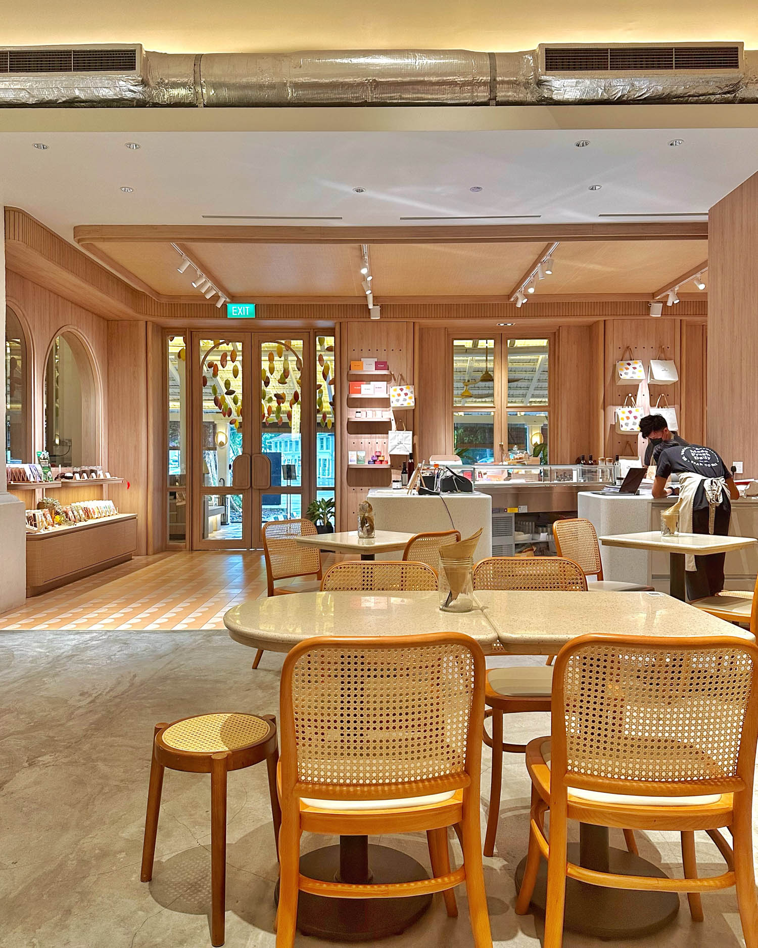 Mr. Bucket Chocolaterie – Dempsey Factory Singapore02