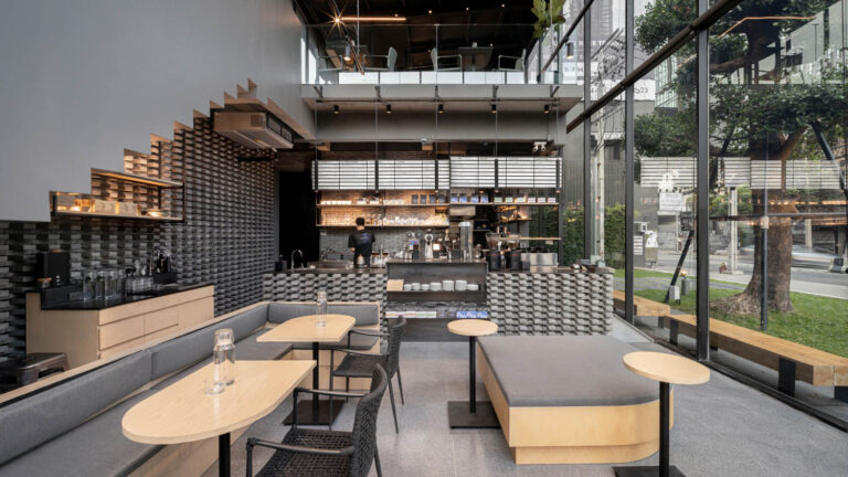 Kaizen-Coffee-Spacecraft-Bangkok