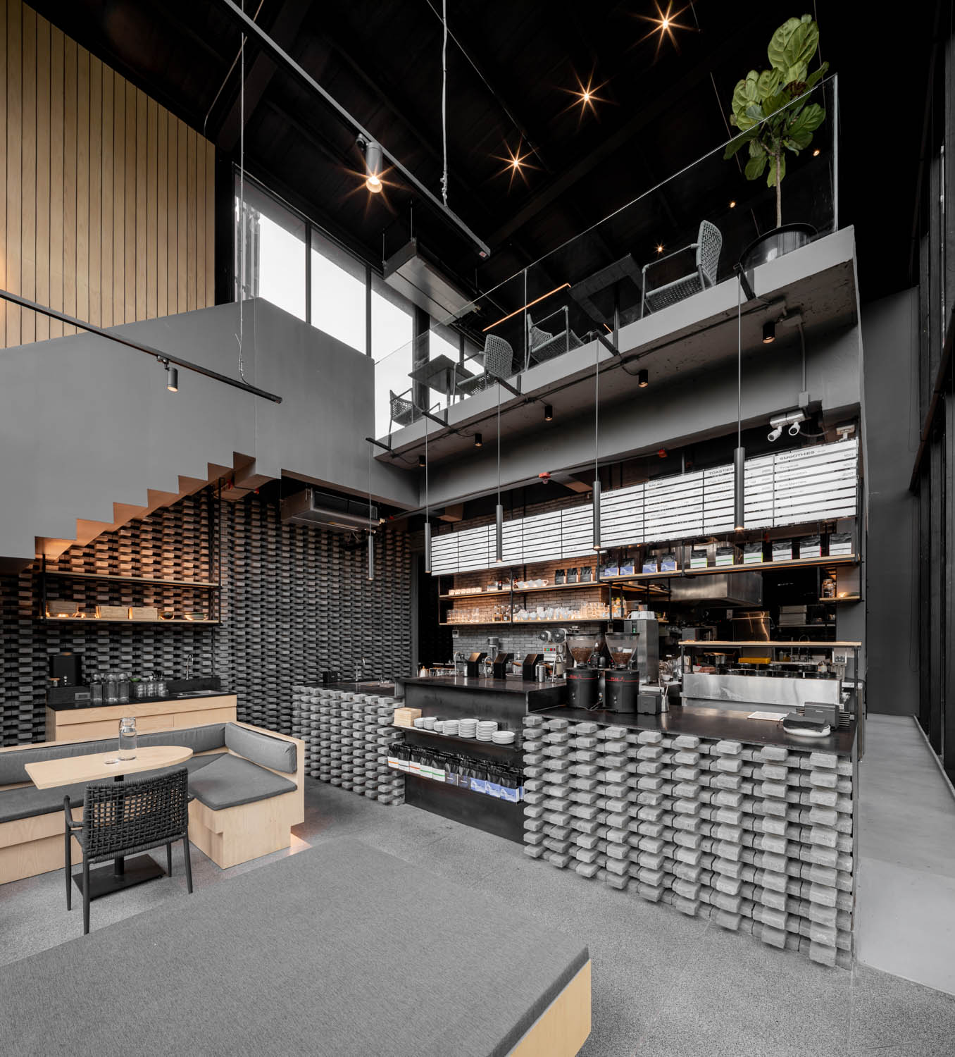 Kaizen Coffee / Spacecraft / Bangkok